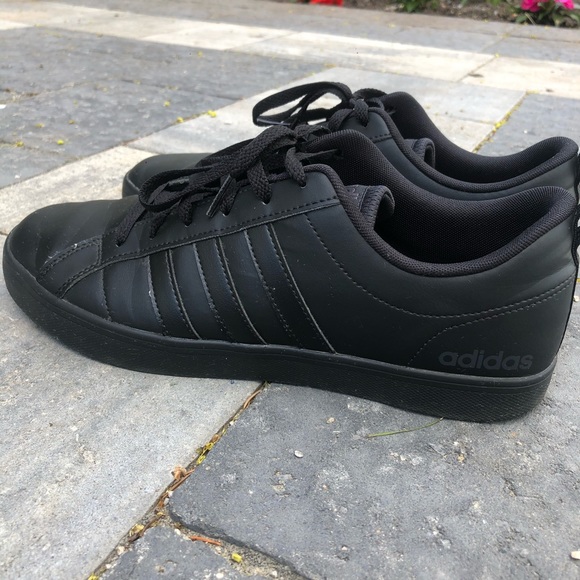 ADIDAS black classic sneaker - Picture 3 of 9